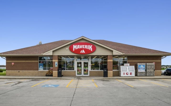 Pictures of Retail property located at 610 Heartland Way, North Liberty, IA 52317 for sales - image #1