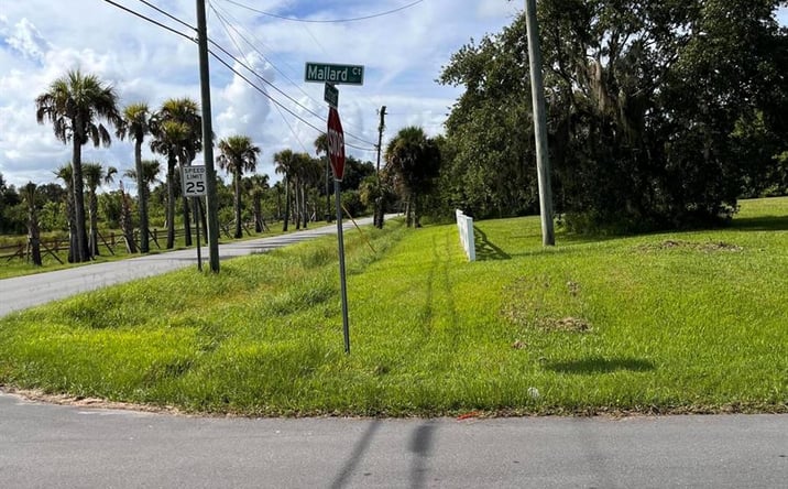 Pictures of Land property located at 0 Tbd Court, Fort Pierce, FL 34945 for sales - image #1