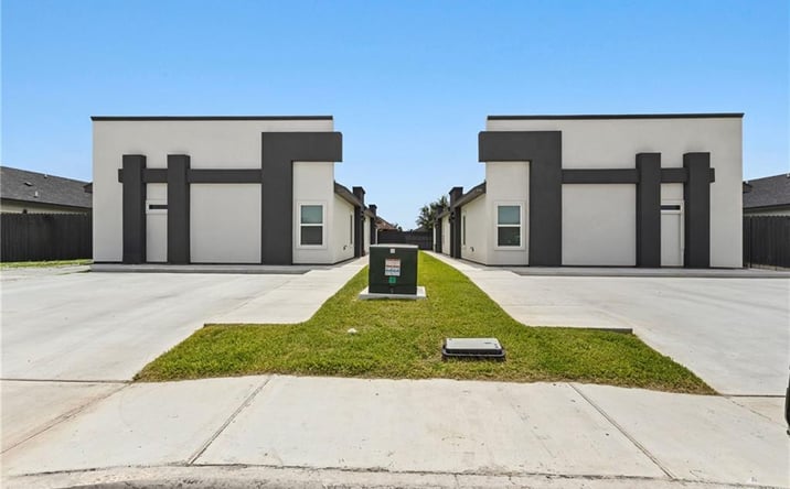 Pictures of Multifamily property located at 1612 Clinton Street, Harlingen, TX 78550 for sales - image #1