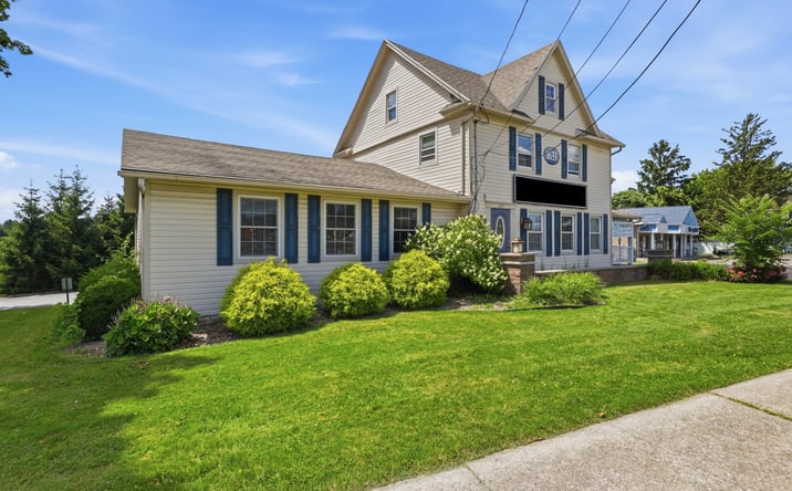 Pictures of Retail, Office, Mixed Use property located at 1633 Empire Blvd, Webster, NY 14580, 1623 Empire Blvd, Webster, NY 14580 for sales - image #1