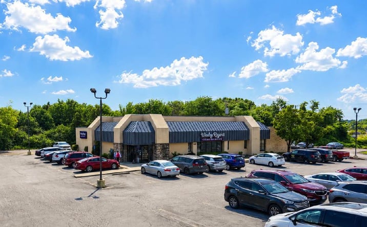 Pictures of Retail property located at 3601 JEFFCO BLVD, ARNOLD, MO 63010-3926 for sales - image #1