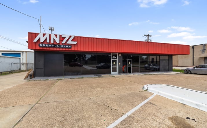 Pictures of Retail property located at 1700 East Villa Maria Road, Bryan, TX 77802 for sales - image #1
