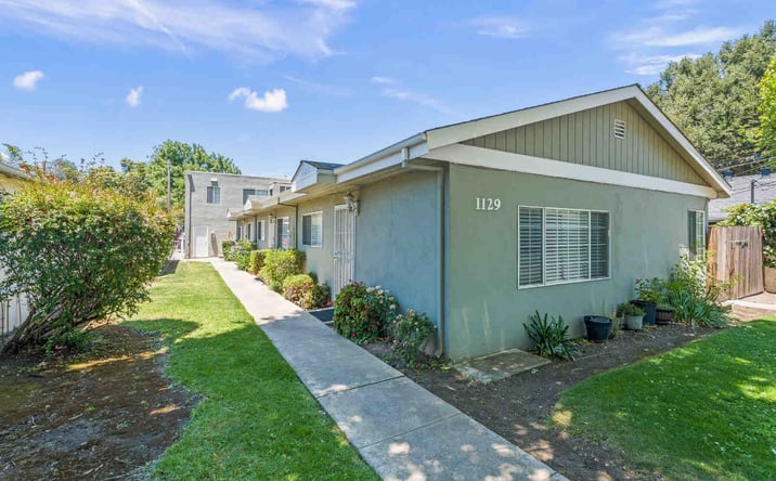 Pictures of Multifamily property located at 1129 Willow Rd, Menlo Park, CA 94025 for sales - image #1