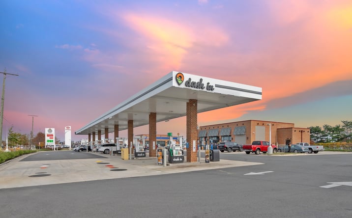 Pictures of Retail property located at 154 North Dupont Highway, New Castle, DE 19720 for sales - image #1