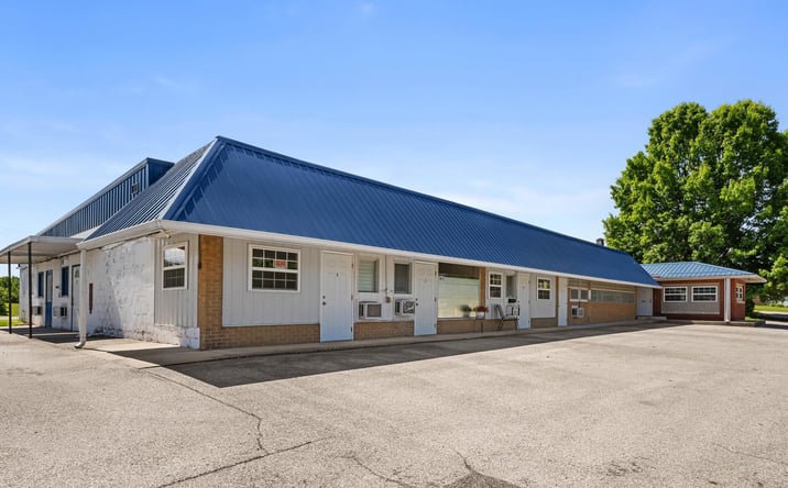 Pictures of Retail property located at 9633 W State Road 56, French Lick, IN 47432 for sales - image #1
