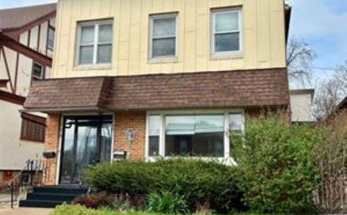 Pictures of Office, Retail, Land property located at 120 S Main Street, Fairfield, IA 52556 for sales - image #1