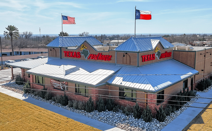 Pictures of Retail property located at 1918 Veterans Boulevard, Del Rio, TX 78840 for sales - image #1