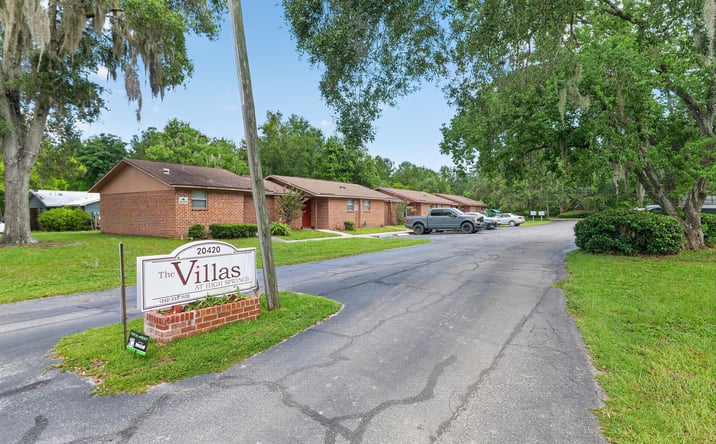 Pictures of Multifamily property located at 20420 Northwest 243rd Drive, High Springs, FL 32643 for sales - image #1
