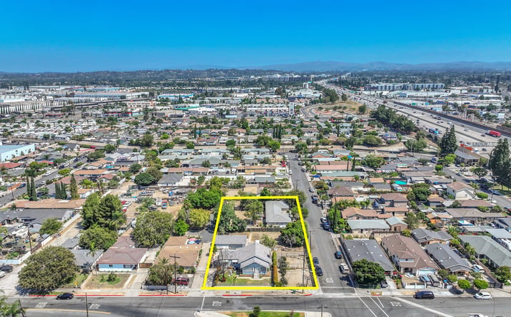 Pictures of Multifamily property located at 607 W LA JOLLA ST, PLACENTIA, CA 92870-7108 for sales - image #1