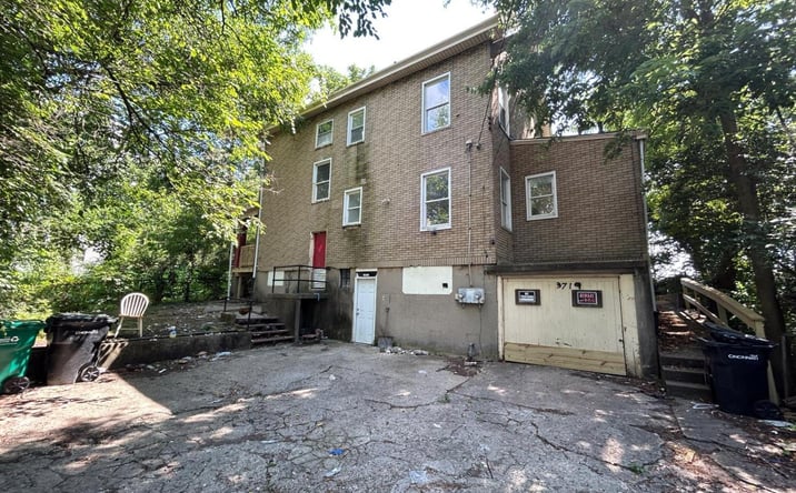 Pictures of Multifamily property located at Laclede Ave, Cincinnati, OH 45205 for sales - image #1