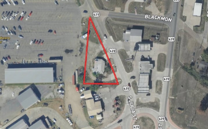 Pictures of Land property located at 2010 South Julia st., Rayville, LA 71269 for sales - image #1
