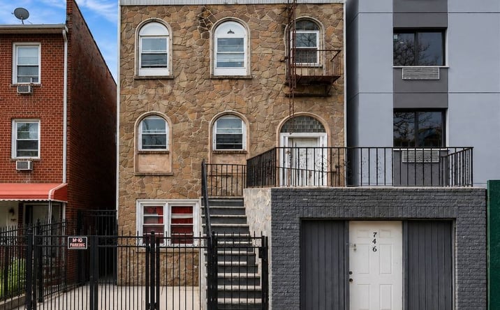 Pictures of Mixed Use property located at 746 East 215, Williamsbridge, NY 10467 for sales - image #1
