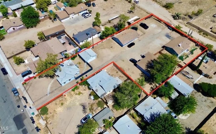 Pictures of Multifamily property located at 43442 6th East, Lancaster, CA 93535 for sales - image #1