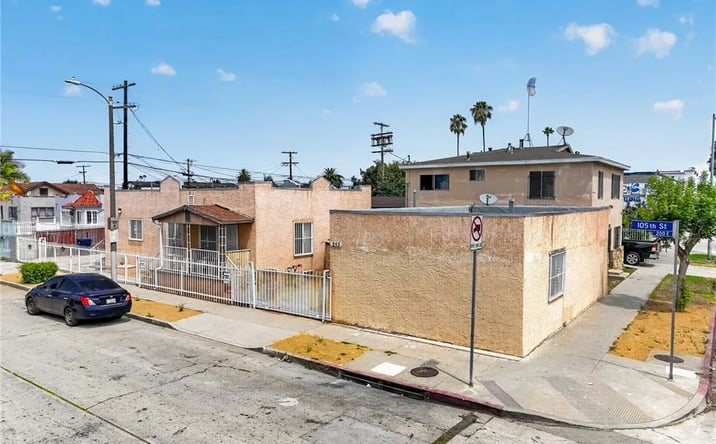 Pictures of Multifamily property located at 251 E 105th, Los Angeles, CA 90003 for sales - image #1