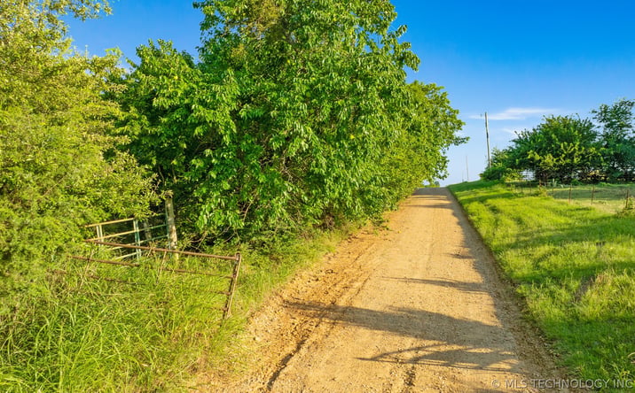 Pictures of Land property located at 1093 N 4260 Road, Hugo, OK 74743 for sales - image #1