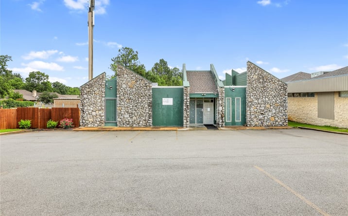Pictures of Office property located at 7935 E 57th Street, Tulsa, OK 74145 for sales - image #1