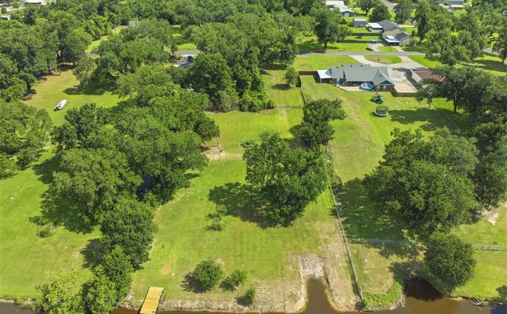 Pictures of Land property located at 1302 Strait Drive, Sulphur, LA 70665 for sales - image #1