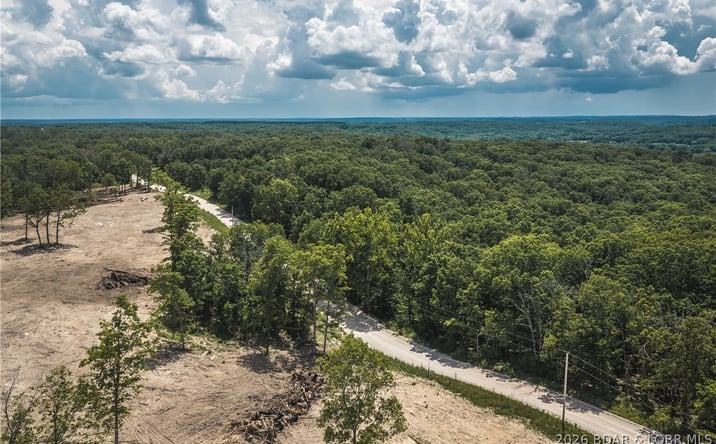Pictures of Land property located at Geronimo Springs-Tract 1, Macks Creek, MO 65786 for sales - image #1