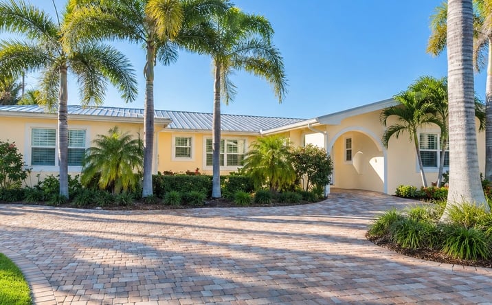 Pictures of Senior Living, Business for Sale property located at 1023 Northwest Spruce Ridge Drive, Stuart, FL 34994 for sales - image #1