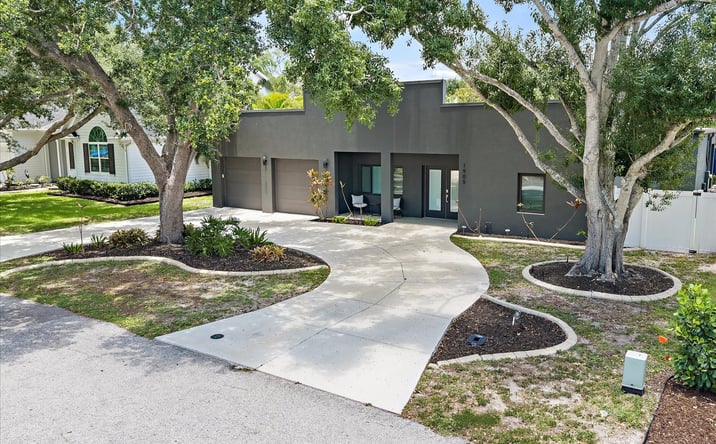 Pictures of Mixed Use, Multifamily, Retail property located at 1905 TULIP DR, SARASOTA, FL 34239-6021 for sales - image #1
