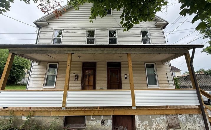 Pictures of Multifamily property located at 313 Village St, Johnstown, PA 15902 for sales - image #1