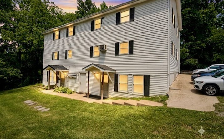 Pictures of Multifamily property located at 166 Warner Myers Rd, Pennington Gap, VA 24277 for sales - image #1