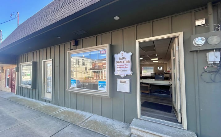 Pictures of Office property located at 109 New Jersey Ave, Absecon, NJ 08201 for sales - image #1