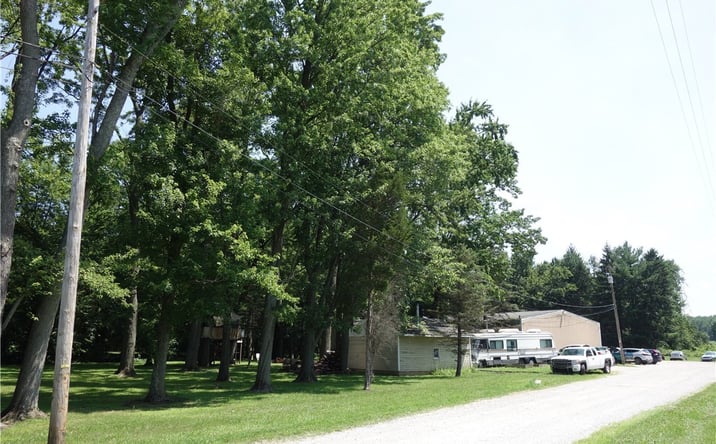 Pictures of Retail property located at 3053 Barber Road, Barberton, OH 44203 for sales - image #1
