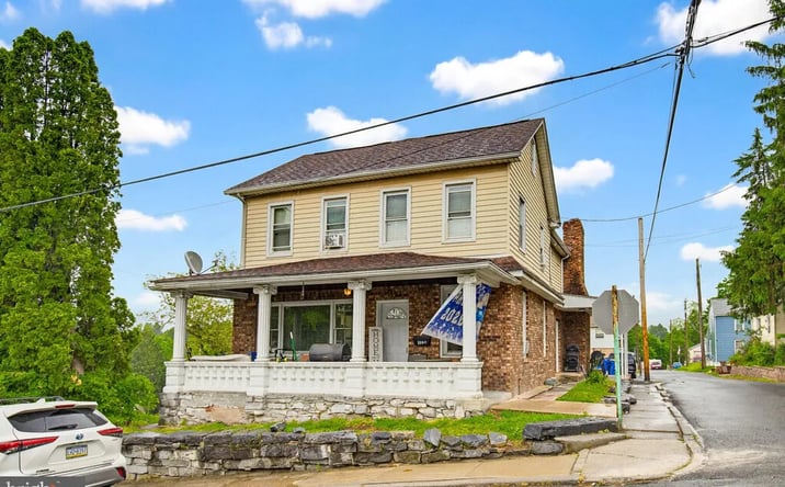 Pictures of Multifamily property located at 502 2nd St, Steelton, PA 17113 for sales - image #1