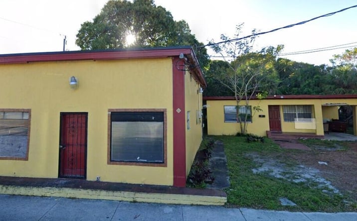 Pictures of Multifamily property located at 2733 President Barack Obama Highway, Riviera Beach, FL 33404 for sales - image #1