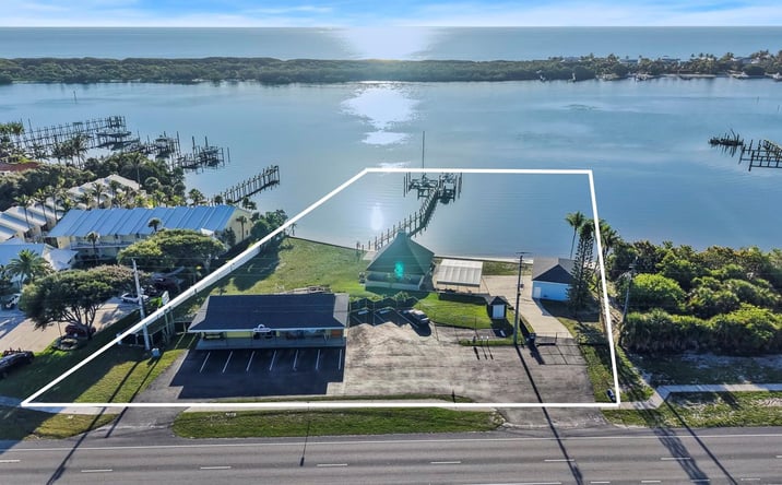 Pictures of Retail, Mixed Use, Land, Special Purpose property located at 18947 SE Federal Highway, Jupiter, FL 33469 for sales - image #1