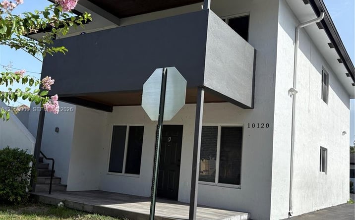 Pictures of Multifamily property located at 10128 W Fern St, Miami, FL 33157 for sales - image #1
