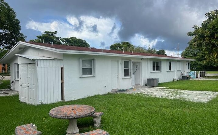Pictures of Multifamily property located at 106 NW 12TH Avenue # 2 #1-2, Dania Beach, FL 33004 for sales - image #1
