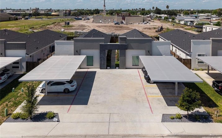 Pictures of Multifamily property located at 404 Acacia, Alamo, TX 78516 for sales - image #1