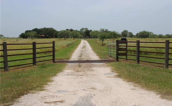 Pictures of Land, Multifamily property located at 412 CR 412 Road, Falfurrias, TX 78355 for sales - image #1