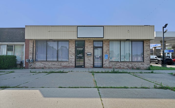 Pictures of Office property located at 21020 KELLY RD, EASTPOINTE, MI 48021 for sales - image #1
