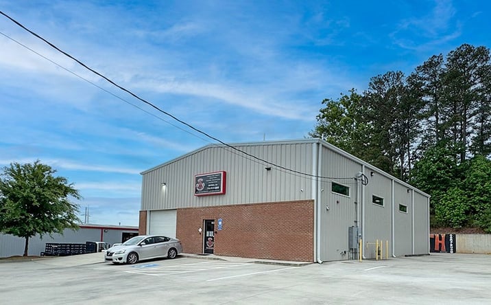 Pictures of Industrial property located at 2304 Old Concord Rd SE, Smyrna, GA 30082 for sales - image #1