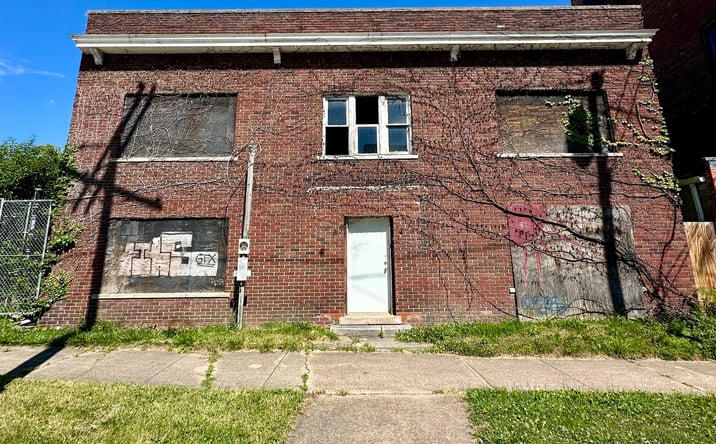 Pictures of Retail, Multifamily property located at 335 15th St, Toledo, OH 43604 for sales - image #1