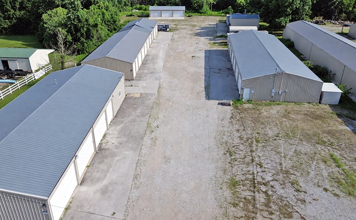 Pictures of Industrial property located at 1958 Llewellyn Road, Belleville, IL 62226 for sales - image #1