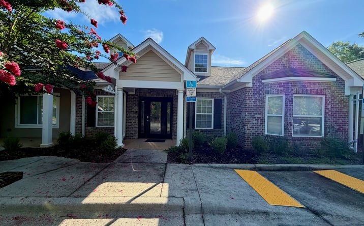 Pictures of Office property located at 1618 Mahan Center Boulevard, Tallahassee, FL 32308 for sales - image #1