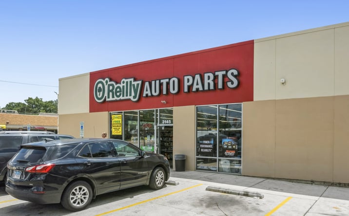 Pictures of Retail property located at 3145 11th Street, Rockford, IL 85607-2613 for sales - image #1