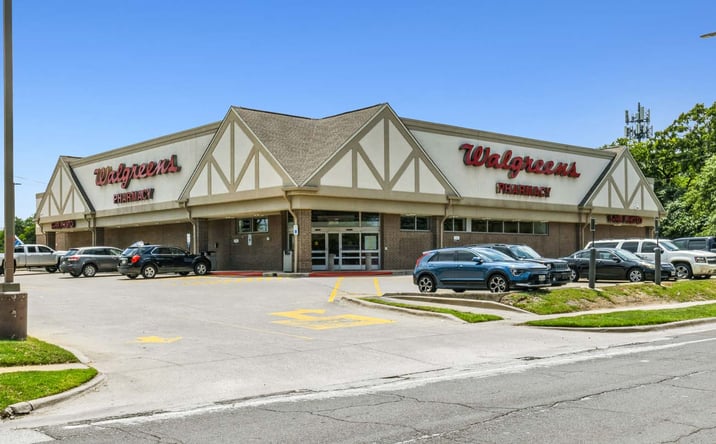 Pictures of Retail property located at 3809 East Belknap Street, Fort Worth, TX 76111 for sales - image #1