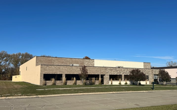 Pictures of Industrial property located at 15695-15721 Leone Dr, Macomb, MI 48042 for sales - image #1
