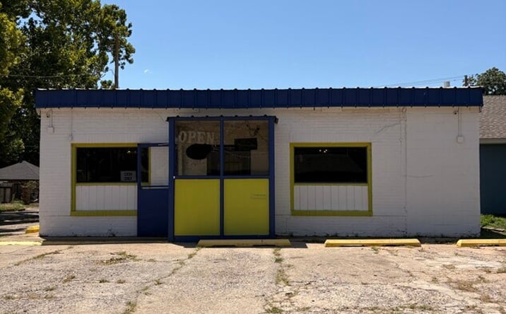 Pictures of Retail property located at 2221 South Central Avenue, Oklahoma City, OK 73129 for sales - image #1