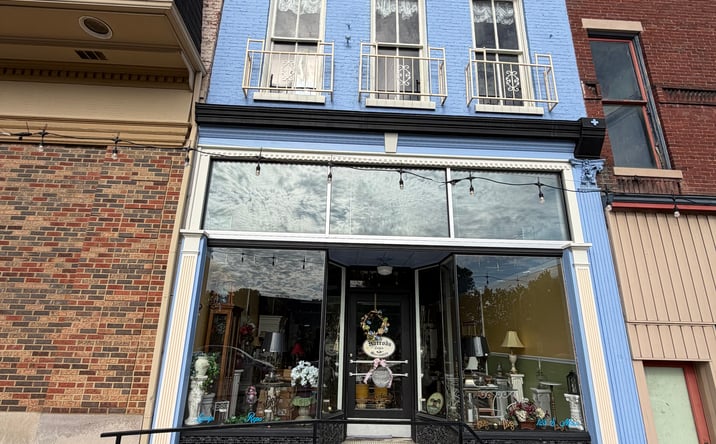 Pictures of Retail property located at 128 South Main Street, Harrodsburg, KY 40330 for sales - image #1