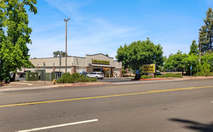Pictures of Retail property located at 6625 Skyway, Paradise, CA 95969 for sales - image #1