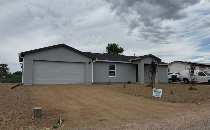Pictures of Multifamily property located at 20184 East Lakeside Road, Cordes Lakes, AZ 86333 for sales - image #1
