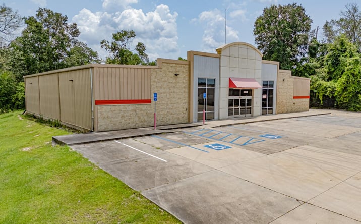 Pictures of Retail property located at 30030 Walker North Road, Walker, LA 70785 for sales - image #1