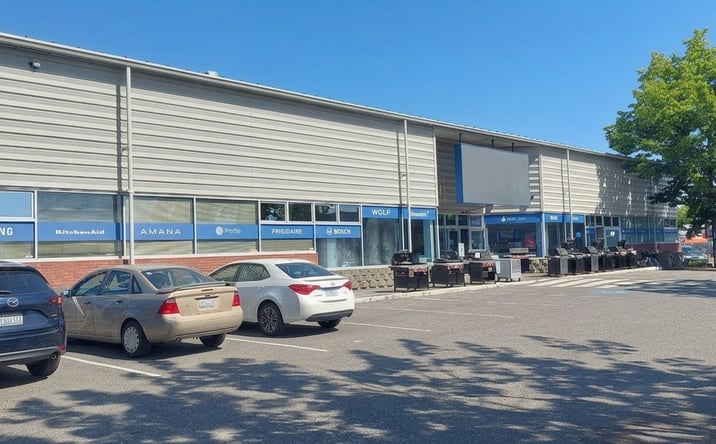 Pictures of Retail property located at 2001 James Street, Bellingham, WA 98225 for sales - image #1