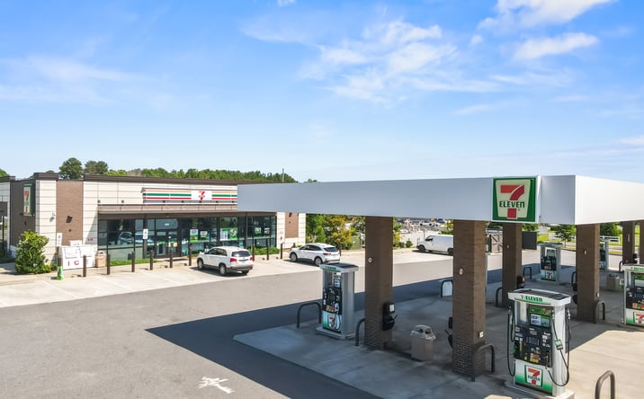 Pictures of Retail property located at 915 Riverwalk Parkway, Rock Hill, SC 29730 for sales - image #1